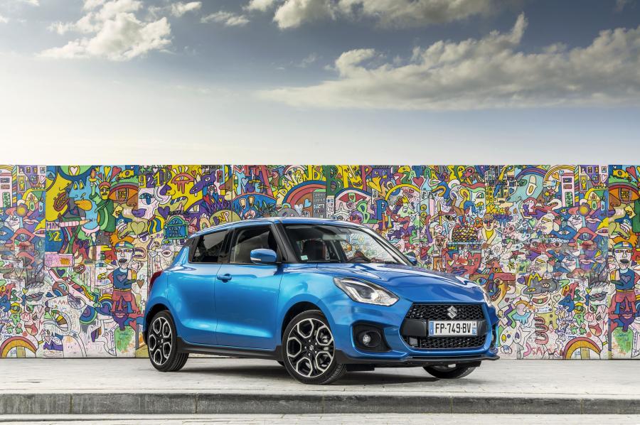  Suzuki Swift Sport Hybrid 2020 года  (WW) (фото 1 из 40)